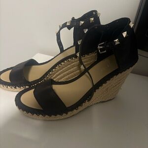 Marc Fisher Black Platform Sandals with Ankle Straps